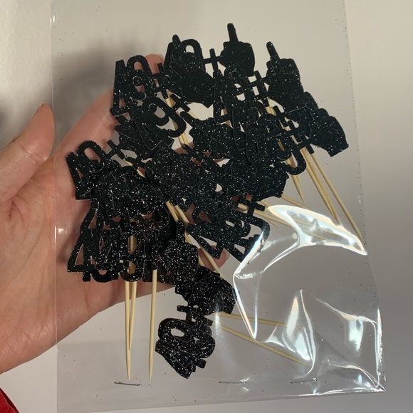 50th Birthday Party Decor Bundle, T-shirt and cupcake toppers - Picture 3 of 6